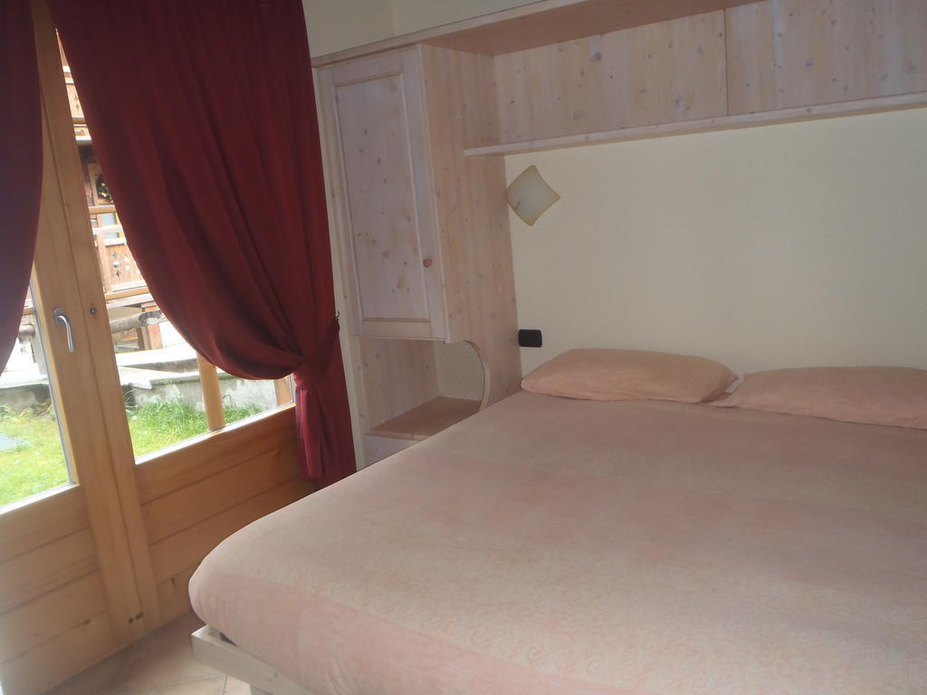 Baita La Broina Livigno Ruang foto